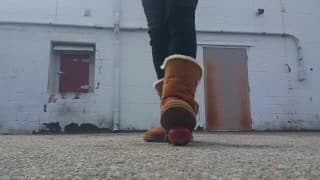 Uggs 苹果粉碎