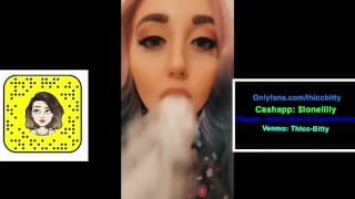 情绪朋克女孩 Vaping Thick Rips 吹出 Step Sis Cuck