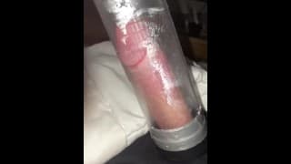 Solo Porno Jerk off with Penis Pump 让我们走吧