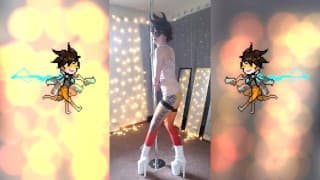 SheyTheGay 的 Tracer Cosplay 钢管舞脱衣舞会议