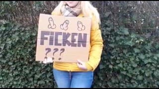 Studentin fragt einen Fremden ob er sie Ficken will