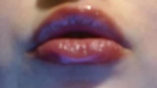 Natural Lip Color Clear Gloss 应用 ASMR