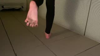 Princess M's Dirty Filthy Foot Slave - Part 1 （预览 - 完整剪辑4Sale IcedCoffee55）