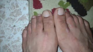 toe nails