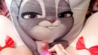 EroNekoKun - 可爱的男孩手淫和暨呻吟 dakimakura 与角质 Judy Hopps