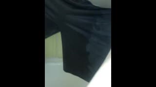 Nike 短裤小便