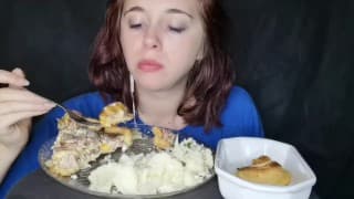 asmr mukbang feederism quiche chou fleur boucher reine