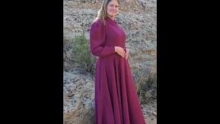 全屏 FLDS 草原连衣裙裸体。现在我是前 FLDS，所以我手淫和改变