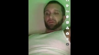 经典的 Daddydirtytalk 拍摄了 TikTok 草稿中记录的大量绳索......