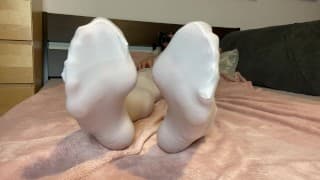 Trans Solo Feet 白色连裤袜在你的脸上