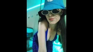 hermastra me saca la leche para su proteina