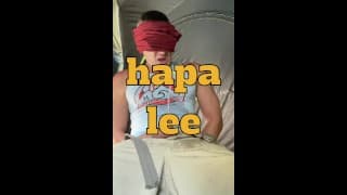 被绑起来，想喝我自己的尿（Hapa Lee）。