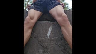 En el parque 🌲  mientras todos me ven y mi verga chorrea de leche 🍆💦