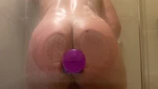 Big ass anal shower dildo masturbation