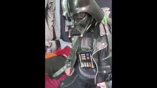 达斯·维达（Darth Vader）在你的脸上抽搐