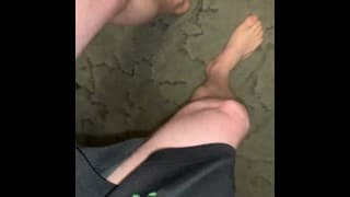 Daddys hot sweaty feet