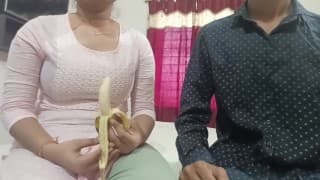 Jiju ne Sali ko banana (Kela) bol kar apne lund khila Diya virgin sali jor se chilaya jab jiju lund