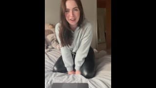 Cutie reacts to a nasty CUCKHOLD PORN in leather tights