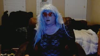 gorgeous crossdresser bbw femme trans masker fucking herself