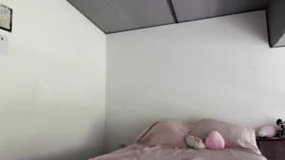 POV 你看到你的继姐在健身房后洗澡 - 几乎是 sfw：没有审查制度 的：3 - mikitabby