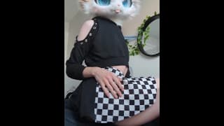 Cute fursuit kitty cat 用巨大的 Bad Dragon Chance 假屌戏弄她的混蛋和毛茸茸的阴户！:3