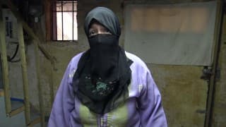 伊拉克妇女与士兵粗暴地发生性关系