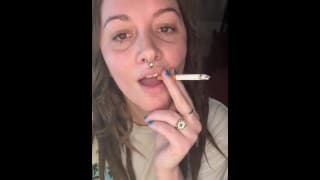 抽烟休息 - 深吸气和悬垂
