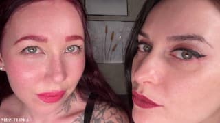 Goddess Esluna Love and I will 用我们刺眼的绿色眼睛凝视让您着迷