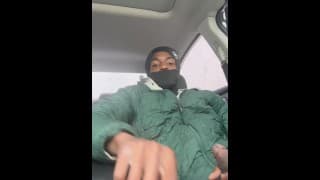 YN在交通中被抓到抚摸 |汽车玩