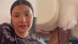 我最好的朋友早上来我家让我用她的 TANTALY 娃娃操她