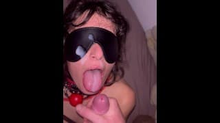 戴上手铐，蒙上眼睛......和承保
