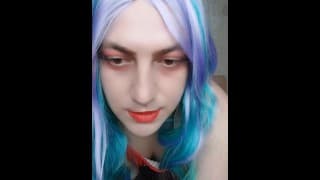 手淫以巨大的 Hot 射精负载结束 BBW Blonde Femboy 模型角色扮演者